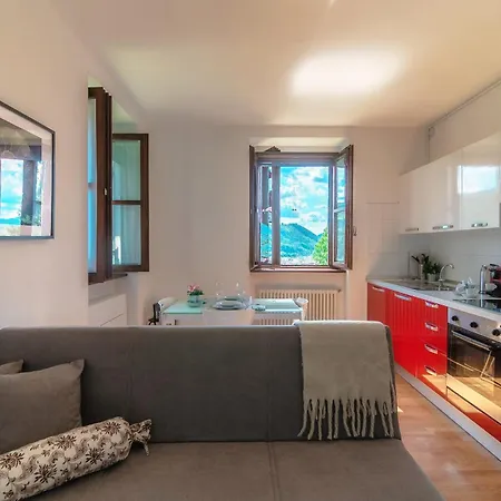 Apartment Venus And Mars - By Myhomeincomo Como